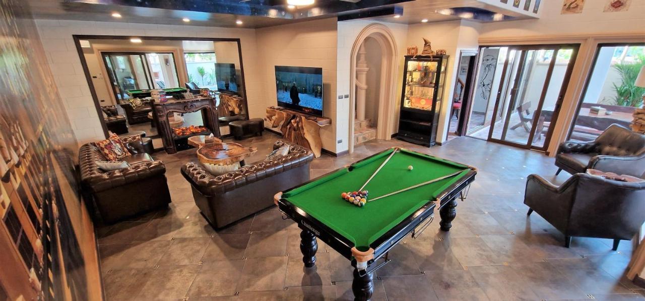 Potterland Luxury Pool Villa Pattaya Walking Street 6 Bedrooms المظهر الخارجي الصورة