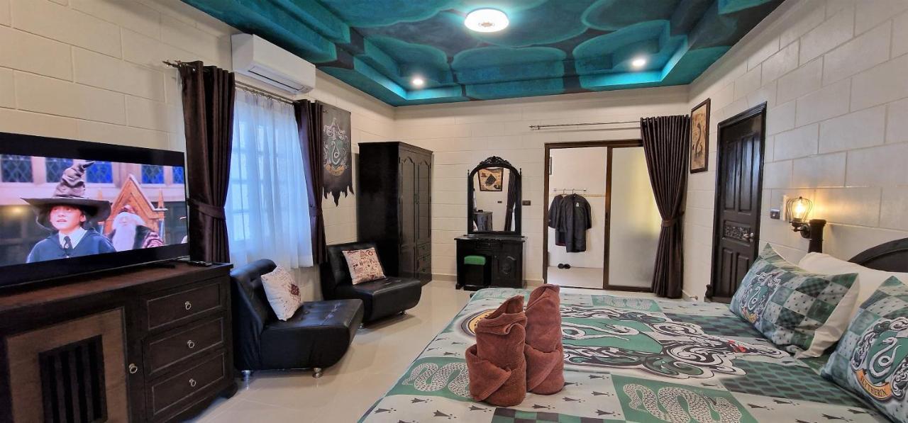 Potterland Luxury Pool Villa Pattaya Walking Street 6 Bedrooms المظهر الخارجي الصورة