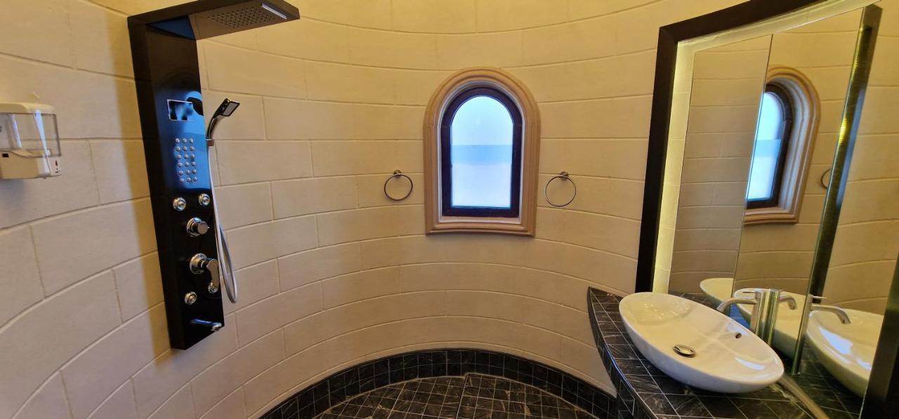 Potterland Luxury Pool Villa Pattaya Walking Street 6 Bedrooms المظهر الخارجي الصورة