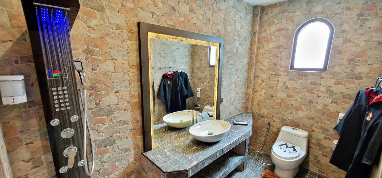Potterland Luxury Pool Villa Pattaya Walking Street 6 Bedrooms المظهر الخارجي الصورة
