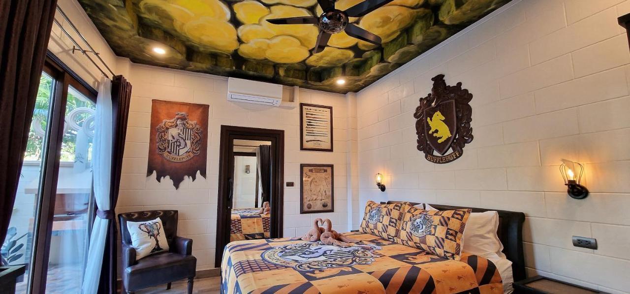 Potterland Luxury Pool Villa Pattaya Walking Street 6 Bedrooms المظهر الخارجي الصورة