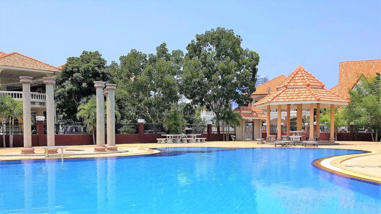 Potterland Luxury Pool Villa Pattaya Walking Street 6 Bedrooms المظهر الخارجي الصورة